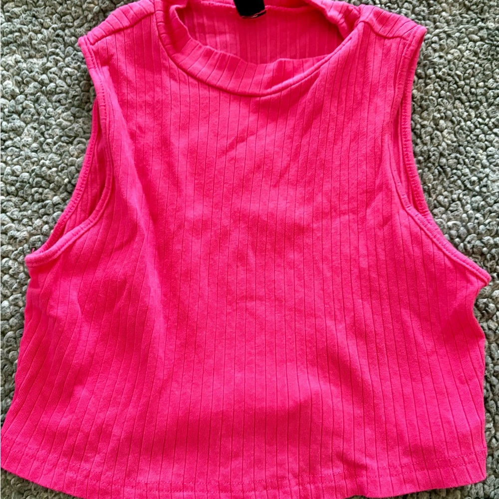 SHEIN Neon Pink Ribbed Mock Neck Crop Tank. Size Medium. BNWOT